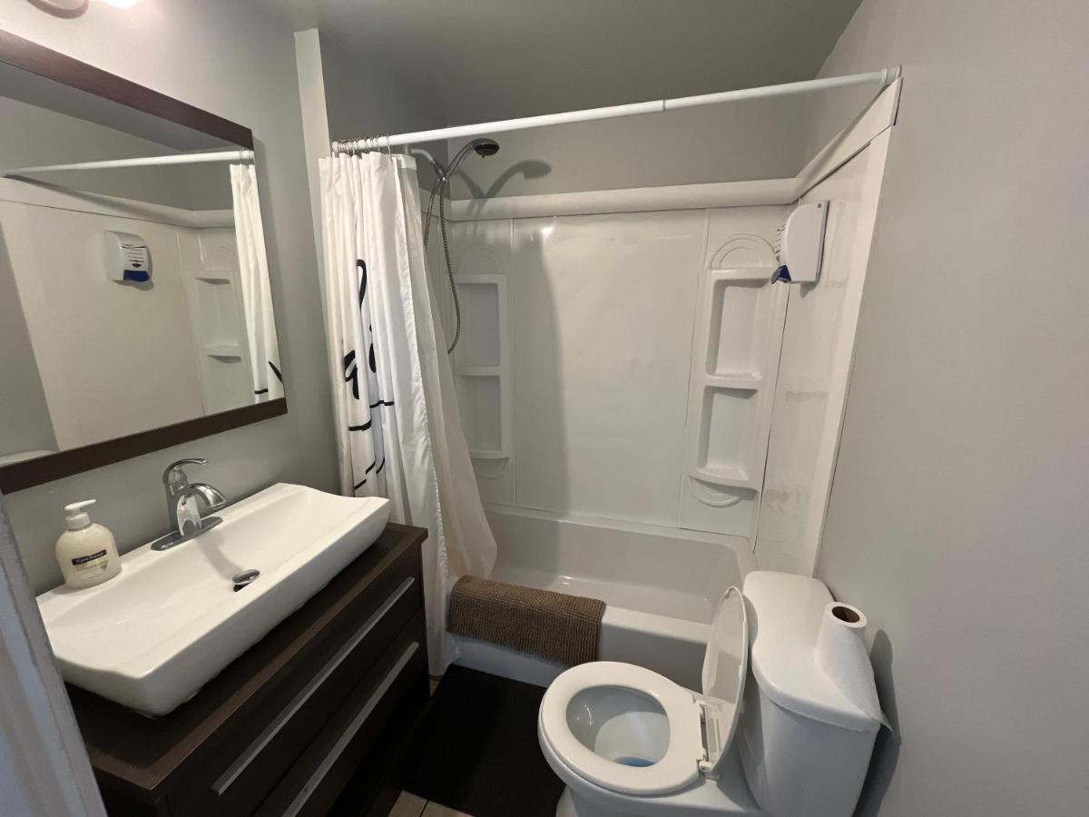 Auberge Lac-Saint-Jean روبرفال المظهر الخارجي الصورة