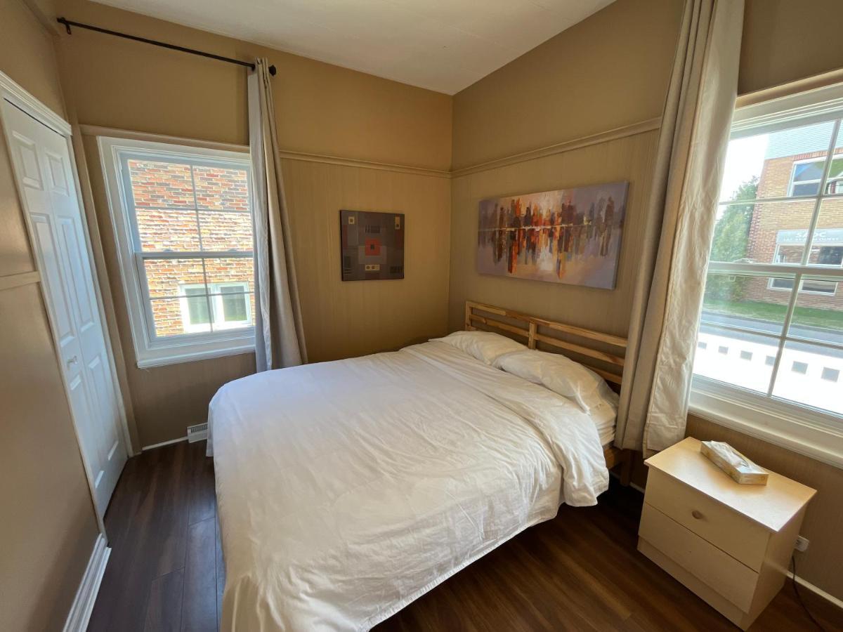 Auberge Lac-Saint-Jean روبرفال المظهر الخارجي الصورة