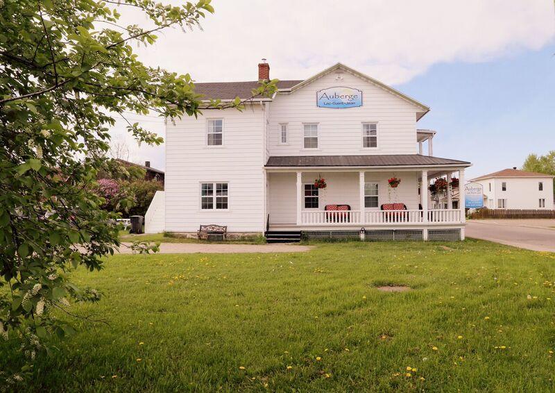 Auberge Lac-Saint-Jean روبرفال المظهر الخارجي الصورة