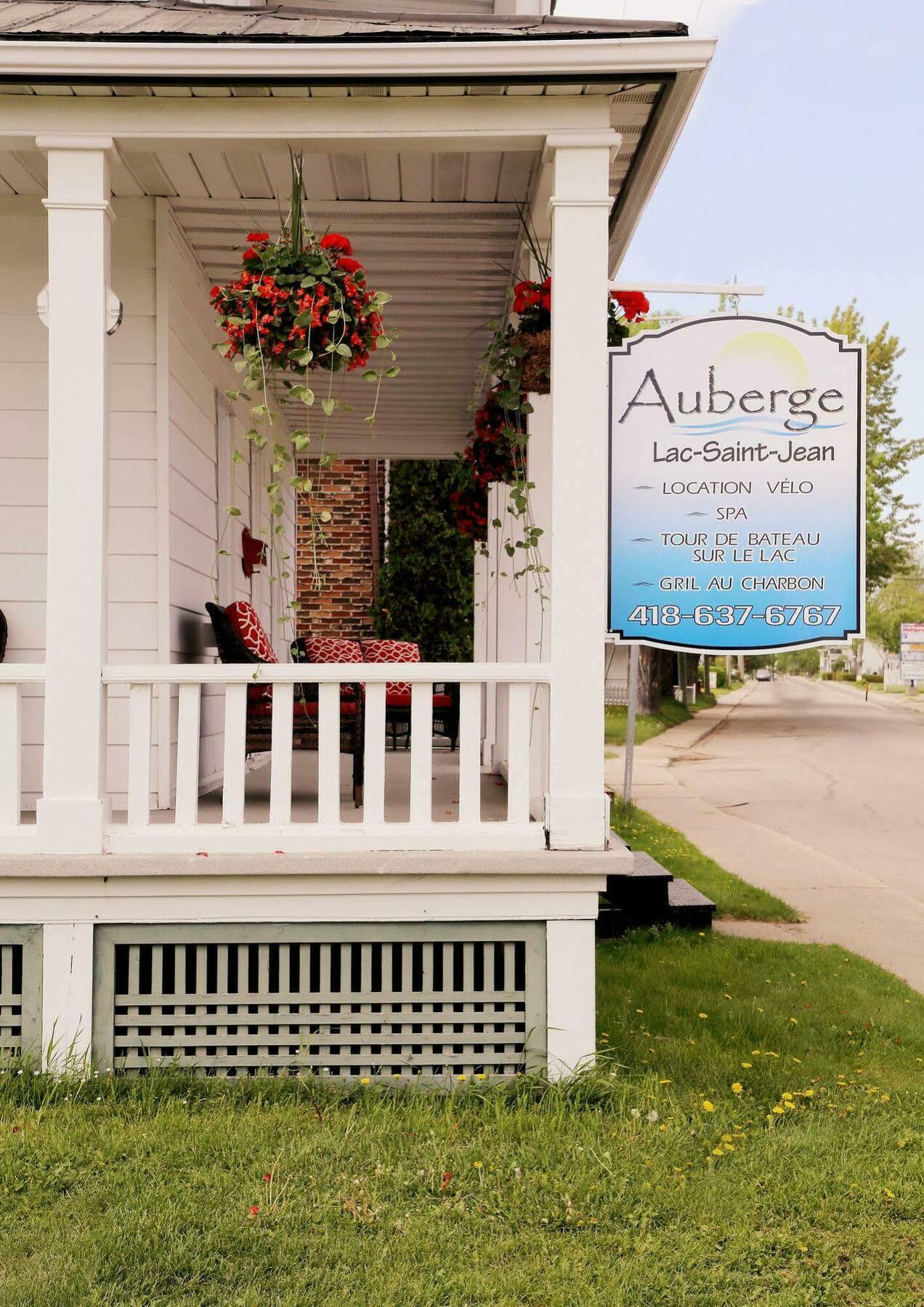 Auberge Lac-Saint-Jean روبرفال المظهر الخارجي الصورة